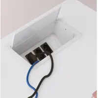 Estação de Trabalho Mesa Plataforma 1360 Para 1 Lugar Pé Metal Delta com Caixa para Tomadas Nobile - Foto 5