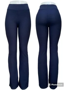 CALÇA FLARE EM TECIDO PIQUET/COLMEIA - AZUL MARINHO