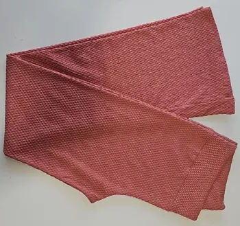 CALÇA FLARE EM TECIDO PIQUET/COLMEIA - ROSA GOIABA - Foto 2