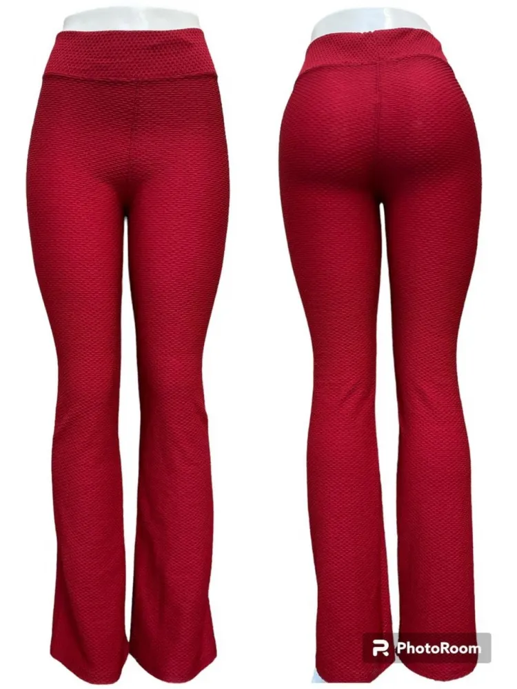 CALÇA FLARE EM TECIDO PIQUET/COLMEIA - VERMELHA