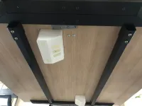 Estação de Trabalho Mesa Plataforma 1200 Para 2 Lugares Pé Metal Trave com Caixa Para Tomadas Concept - Foto 3