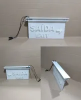 PLACA SAÍDA EXIT|SETA DIR/ESQ|CÓD: 0464-1|FRENTE/VERSO|30X17|AC3mm TRANSP|FOTOLUMI|LED VERDE|TETO - Foto 2