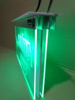 PLACA SAÍDA EXIT|SETA DIR/ESQ|CÓD: 0464-1|FRENTE/VERSO|30X17|AC3mm TRANSP|FOTOLUMI|LED VERDE|TETO - Foto 3