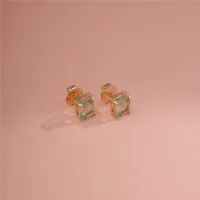 Brinco retangular cristal verde claro banhado a ouro  - Foto 4