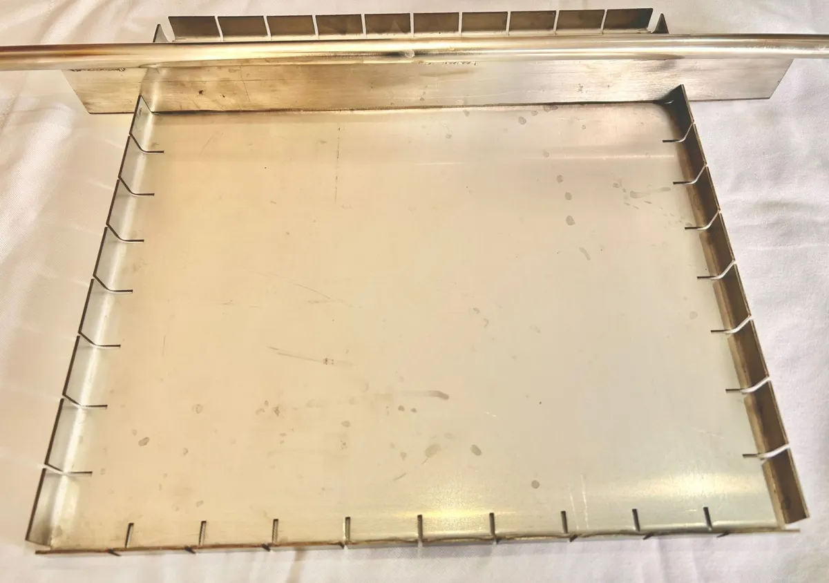 BID3030/100 c 1,5alt - kit 2 Cortador de Barrinhas Bandeja Dentada + Lâmina  p/ tapioca, chocolate, brownie, bolos, barrinhas de cereais... Imagem