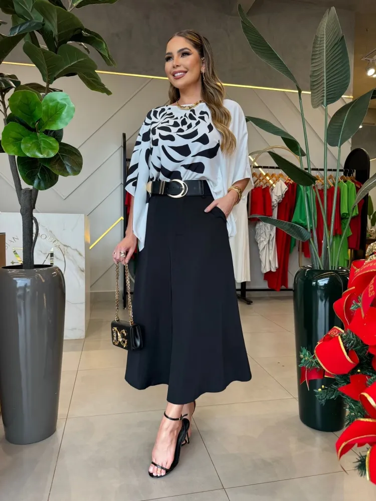 SAIA MAX MIDI PRETA (Não acompanha cinto) Imagem