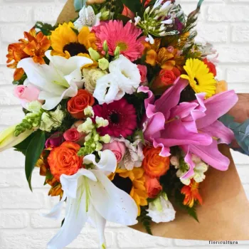  Buquê  Chique Charme com Flores Mistas Lirio, Rosa ,Astromelia, Girassol