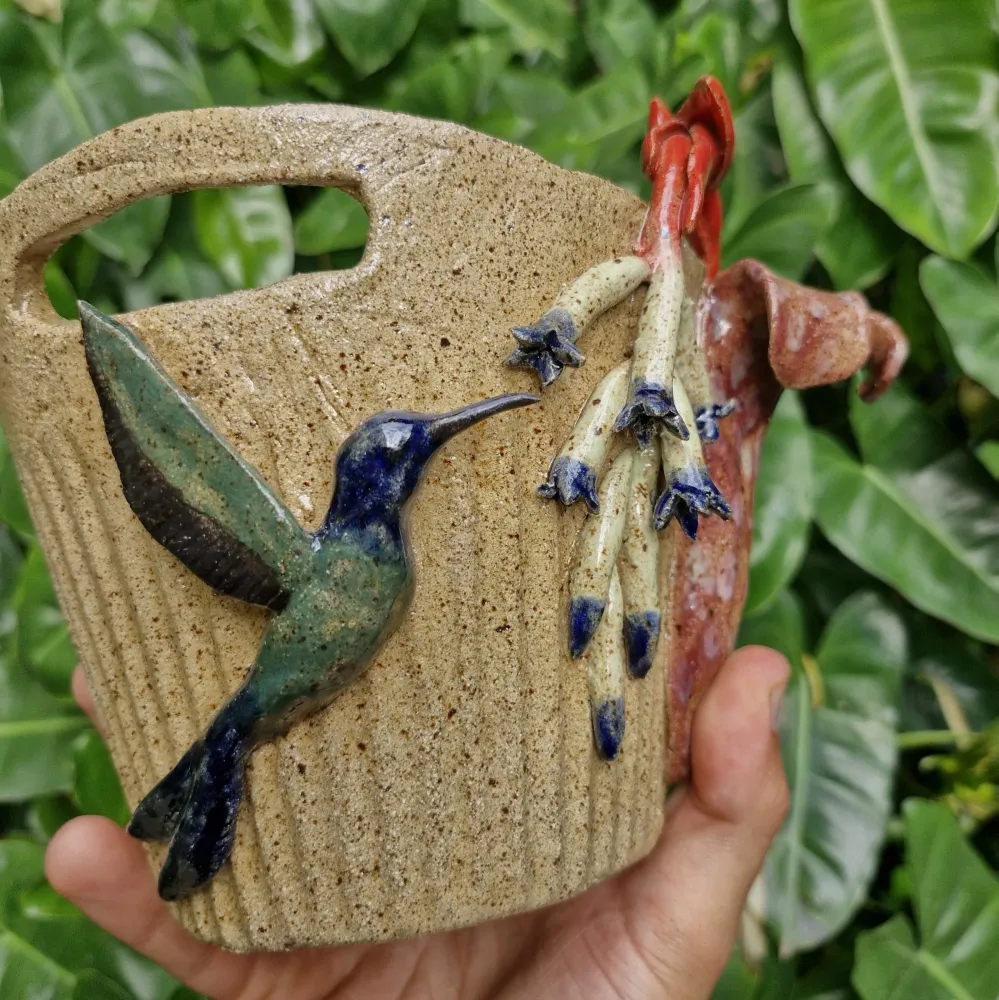 Cachepô Beija Flor Tesoura e Bromelia (16x16cm)