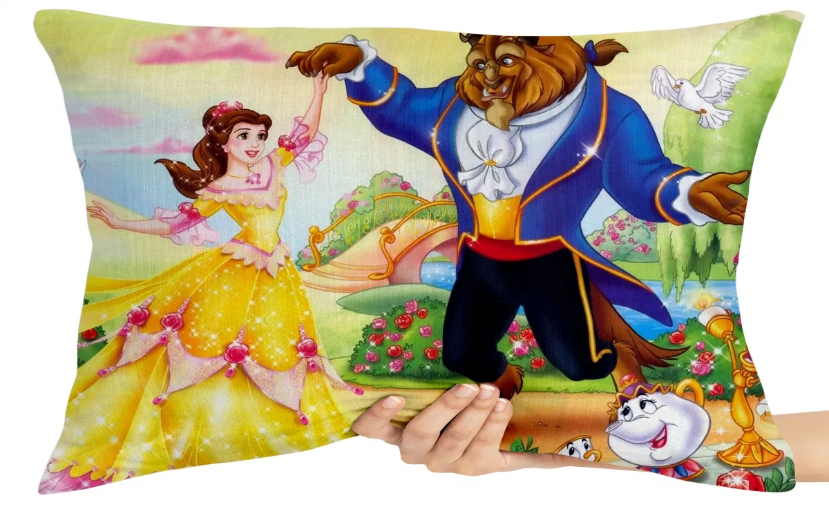 Capa de Almofada ou Travesseiro A Bela e a Fera jardim