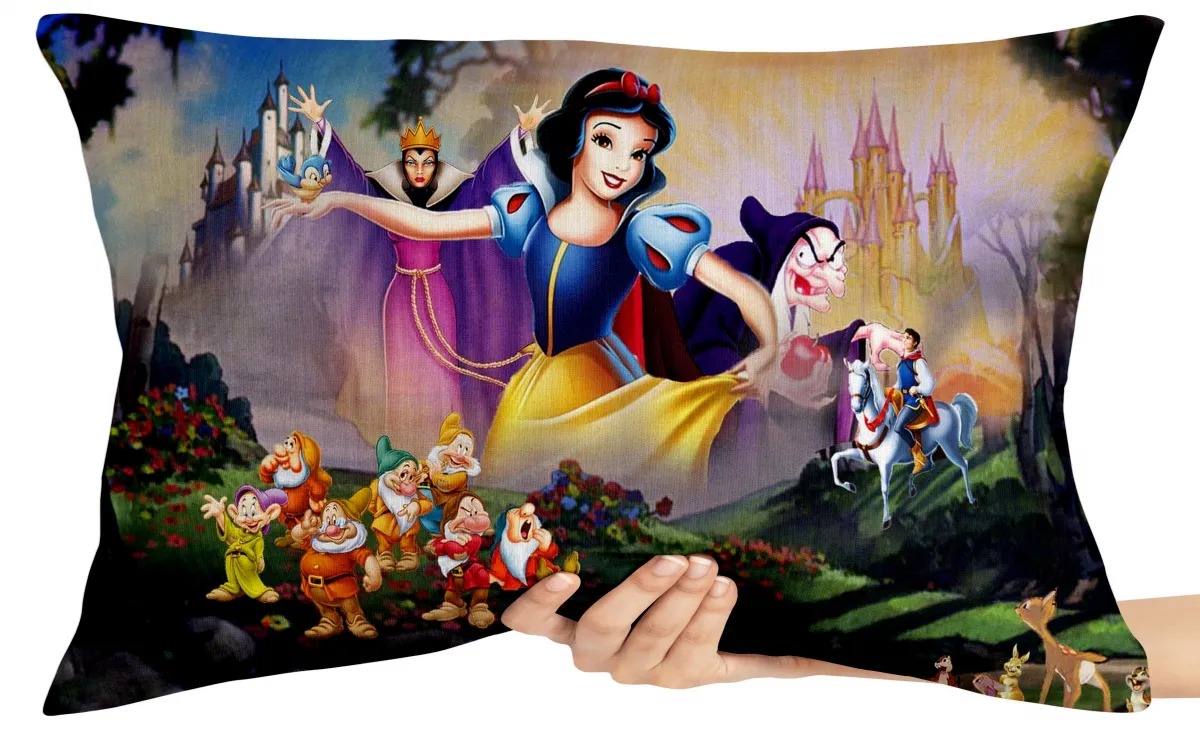 Capa de Almofada ou Travesseiro Branca de Neve personagens Imagem