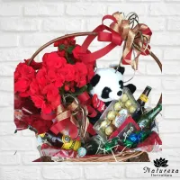 Cesta com Begônia , Urso , Cervejas e Chocolates  - Foto 2