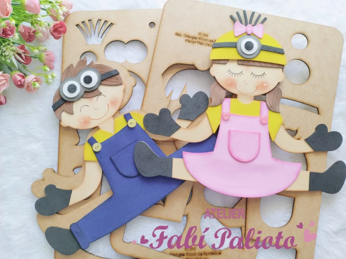 G1.796  Gabarito de Moldes  em MDF  Crianças Minnions Sentadas