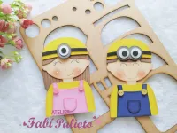 G1.798  Gabarito de Moldes  em MDF  Crianças Minnions  Capa de Caderno - Foto 2