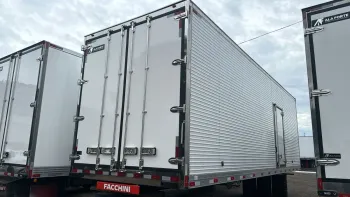 Ref 3045 BFP 850 Baú frigorífico 16 pal.  Facchini 2025 Alt. interna 2,50m A - Foto 2