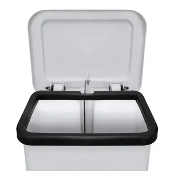 Lixeira 100 Litros  Com Pedal Branca   
