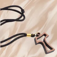 Cordão Tau Mini Vazado