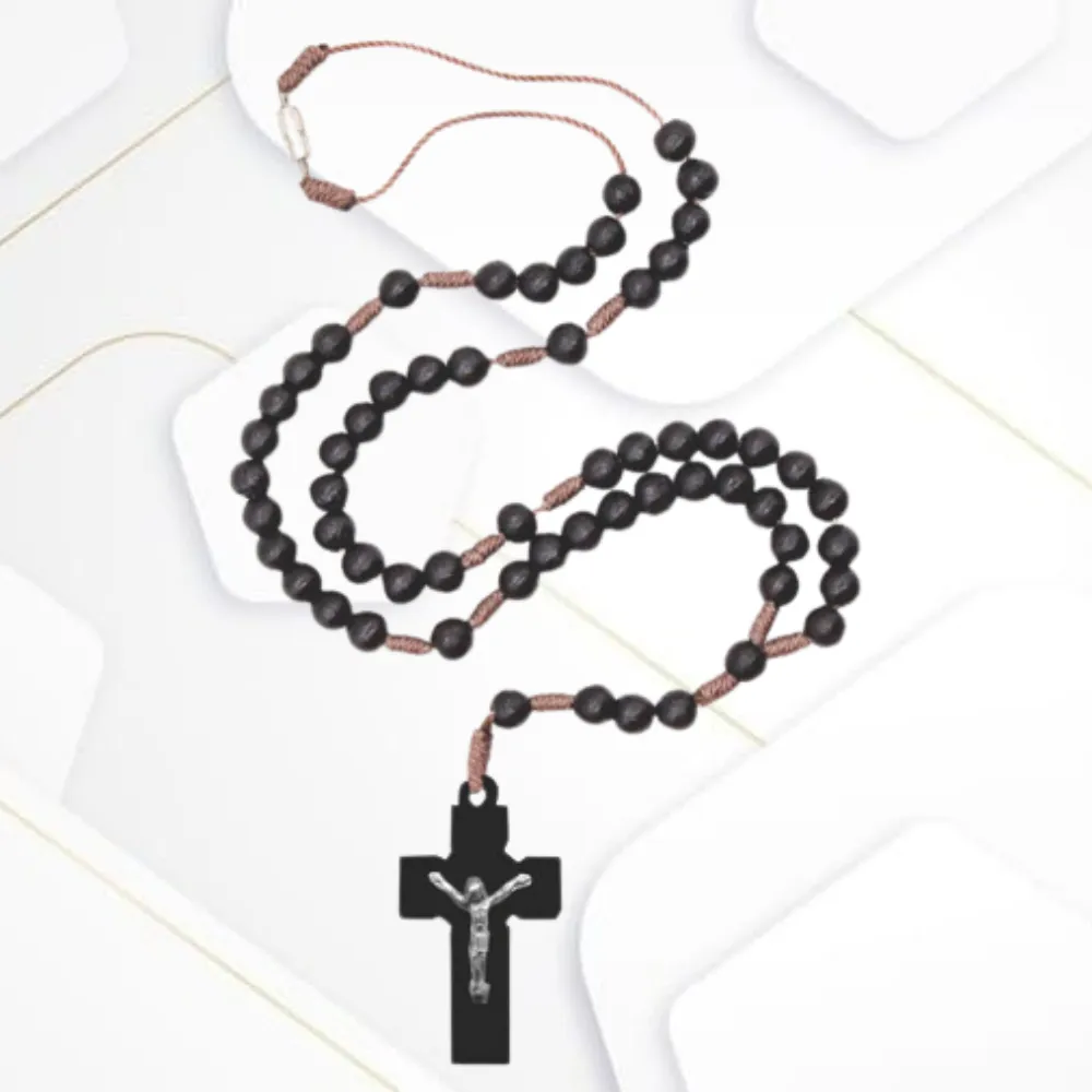 Terço de Madeira Preto 4mm com fecho Imagem