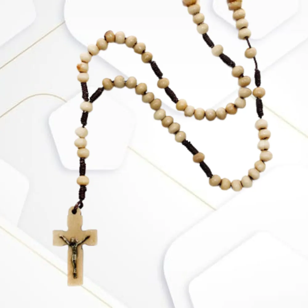 Terço de Madeira Marfim contas 4mm com fecho Imagem