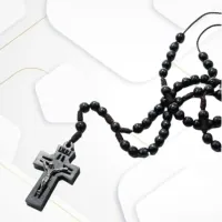 Terço de Madeira Preto 6mm com fecho