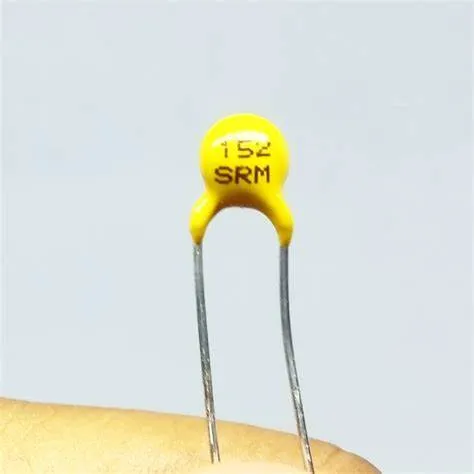 CAPACITOR MULTICAMADA  1K5 (152K)