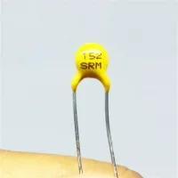 CAPACITOR MULTICAMADA  1K5 (152K)