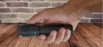 LANTERNA LED ULTRA POTENTE RECARREGAVEL T9 JY-8892 - Foto 2