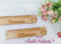 MDF30   Régua em MDF 15cm com nome e menina 1