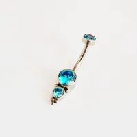 Banana Bell em Titânio INDIANO FLAT 1.6mm com Pedra Zircônia Azul TIT01