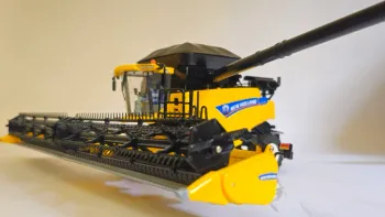 Replica Agricola Escala 1/32 Colheitadeita New Holland CR 8.95  - Foto 2