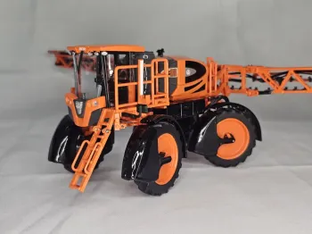 Replica Agricola Escala 1/32 Pulverizador Jacto 3030 - Foto 2