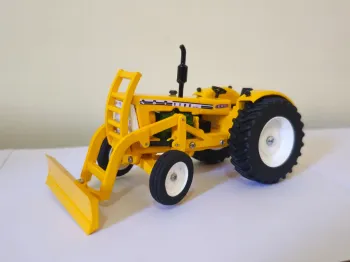 Replica Agricola Escala 1/32 Trator CBT 1105 Com Plaina