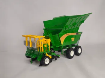  Replica Agricola Escala 1/32 Plantadora de Cana TT - 8022BR - Foto 2