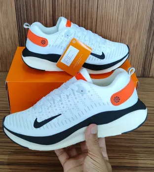 Tênis  Nike  infinty  Ruo 4 