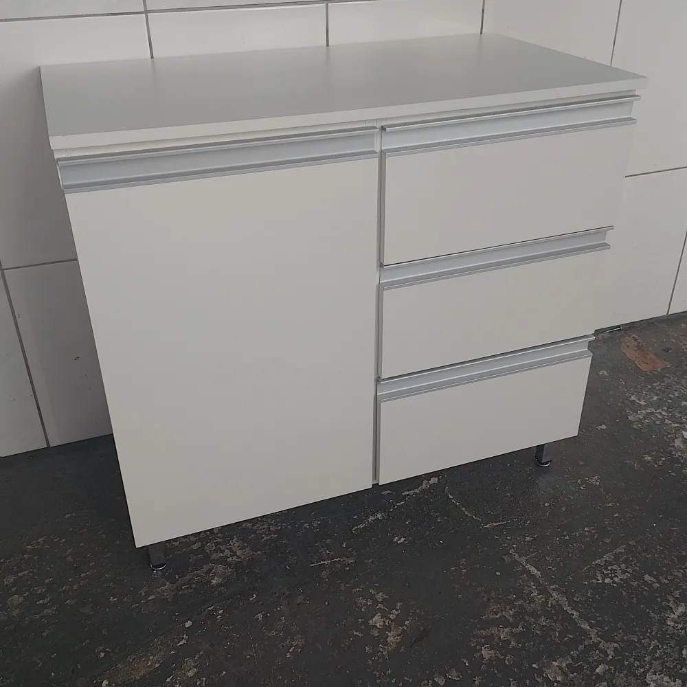 Bancada Multiuso Lunna Imagem