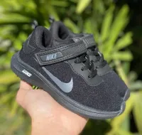     Tênis Nike velcro infantil         - Foto 2