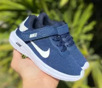     Tênis Nike velcro infantil         - Foto 4