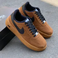    Tênis Nike  force 1 camurça  