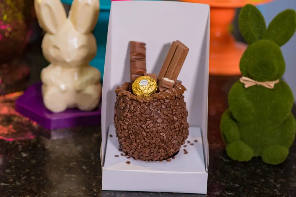 Cx. p/ 1 Ovo em Pé 100 / 150 grs - Simples - Branco ou Cores