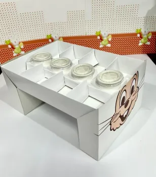 Caixa Fondue + 4 Potinhos  – Tampa Personalizada com coelho e Fundo Simples (branca )