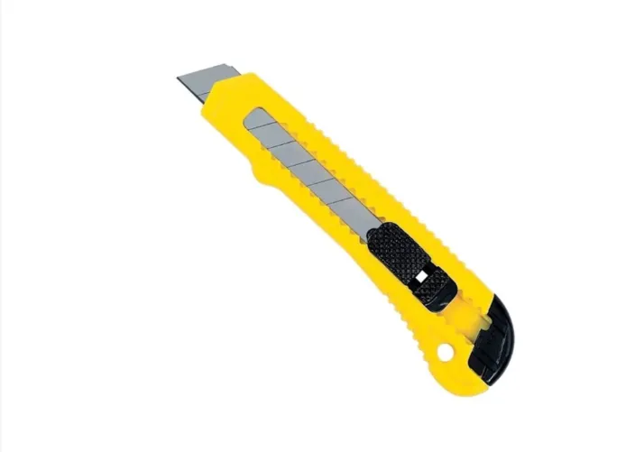 ESTILETE MULTIUSO LAMINA 18MM 4203 FERTAK Imagem
