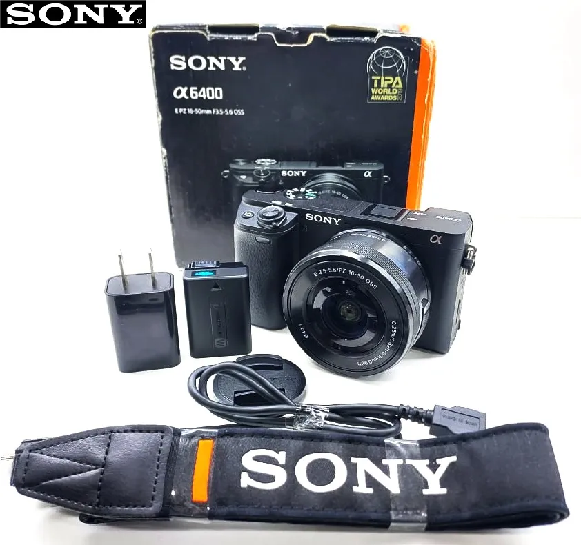 Câmera Sony A6400 c/  Lente 16-50mm - Usada - Vendida