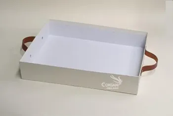  Bandeja com alça de couro sortido - 35,0 x 25,0 x 10,0 - Cartonagem - Parte interna branca  - Foto 2