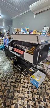 IMPRESSÃO DTF UV 58CM X 100CM COM RELEVO OU SEM COM VERNIZ OU SEM  - Foto 2