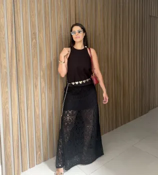 SAIA LONGA PRETA EM RENDA P - Foto 2