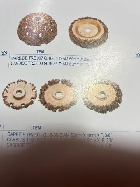 BORRACHARIAS, RECAUCHUTAGEM DE  PNEUS  Imagem