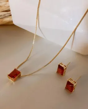 Conjunto Pedra Vermelha - Banhado Ouro 18k