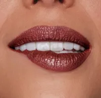 Batom Líquido Matte Glitter Effect Avon Power Stay 7ml. - Foto 2