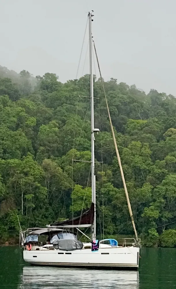 JEANNEAU SO 439 – 44 PÉS – ANO 2012 Imagem