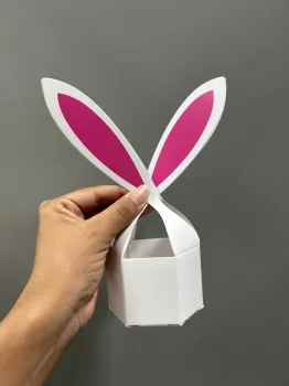 Cestinha Coelho Sextavada - Branca C/ orelha rosa
