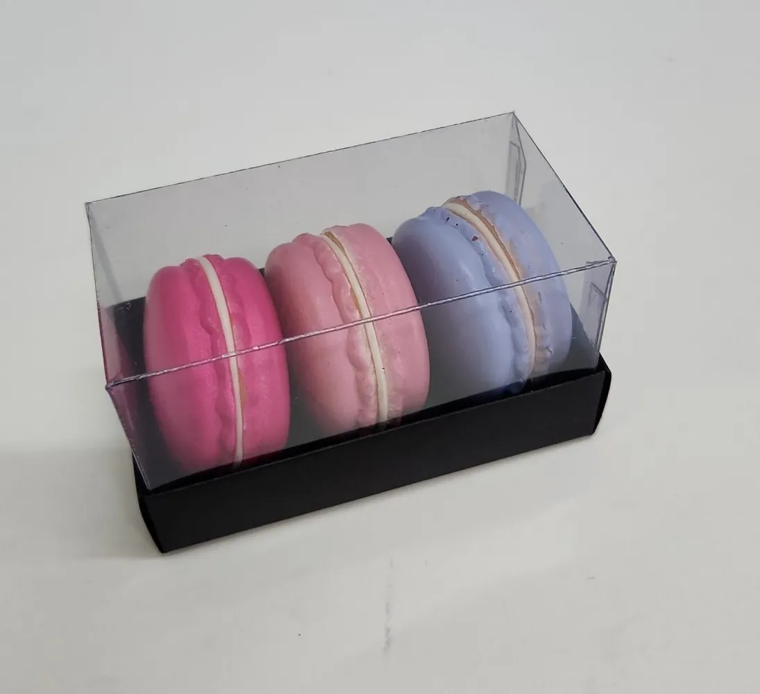P/  3 macarons - Los Angeles